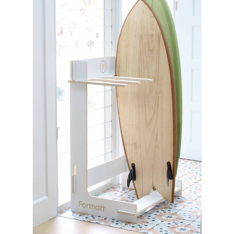 Q8 Freestanding Surfboard Rack - White with board inddoor