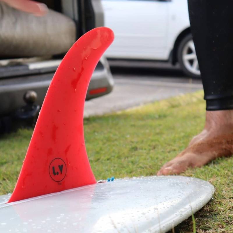 LVfins LB Classic Raked Single Fin - Red on longboard surfboard
